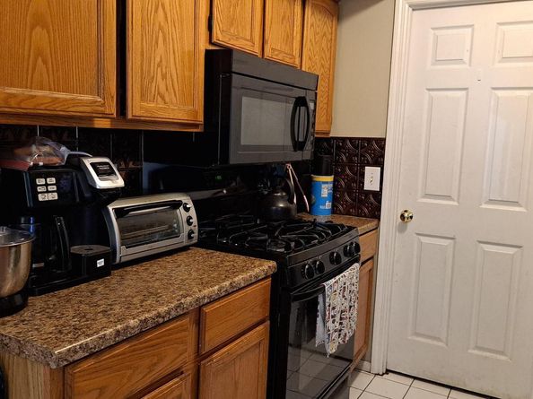 205 Saratoga Court, Warminster PA 18974