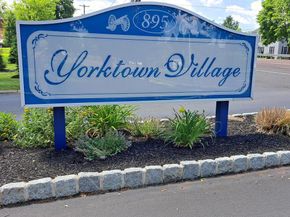 205 Saratoga Court, Warminster PA 18974