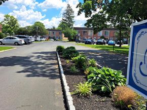 205 Saratoga Court, Warminster PA 18974