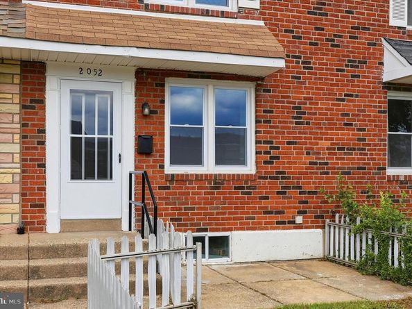2052 Heather Road, Folcroft PA 19032