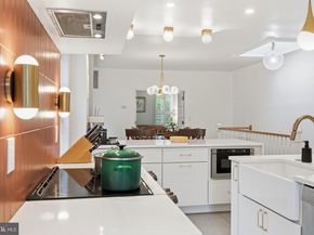 230 11TH Street SE, Washington DC 20003