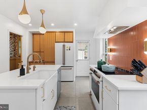 230 11TH Street SE, Washington DC 20003