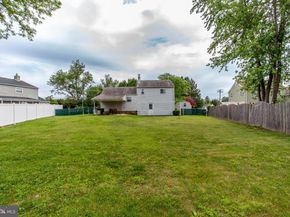 1264 Tulip Road, Warminster PA 18974