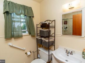 1264 Tulip Road, Warminster PA 18974