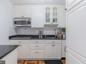 1301 20TH Street NW 405, Washington DC 20036
