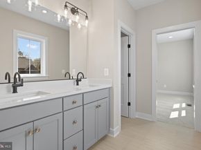 7738 Leonard Drive, Falls Church VA 22043