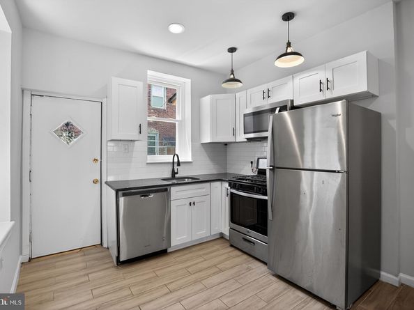 1220 S Peach Street, Philadelphia PA 19143