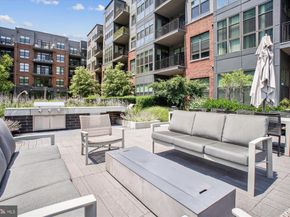 1761 Old Meadow Road 106, Mclean VA 22102