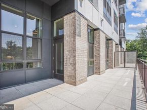 1761 Old Meadow Road 106, Mclean VA 22102