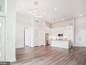 1761 Old Meadow Road 106, Mclean VA 22102