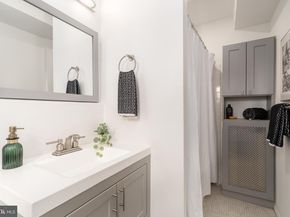 1915 16TH Street NW 304, Washington DC 20009