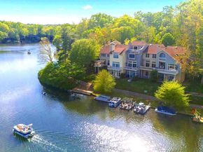 11163 Lake Chapel Lane, Reston VA 20191
