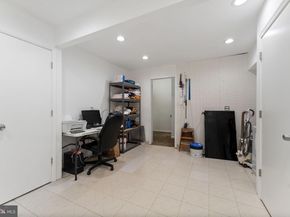 11163 Lake Chapel Lane, Reston VA 20191