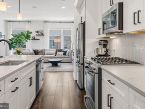 3104 Pierview Lane, Philadelphia PA 19125