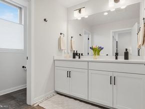 3104 Pierview Lane, Philadelphia PA 19125