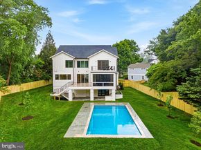 3815 N Abingdon Street, Arlington VA 22207