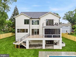3815 N Abingdon Street, Arlington VA 22207