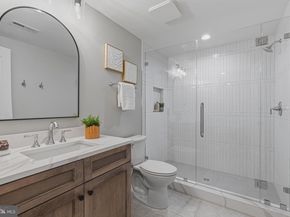 3815 N Abingdon Street, Arlington VA 22207