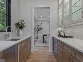 3815 N Abingdon Street, Arlington VA 22207