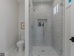 3815 N Abingdon Street, Arlington VA 22207