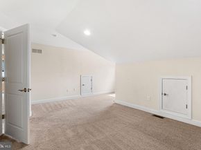 587 E Township Line Road E 1, Blue Bell PA 19422