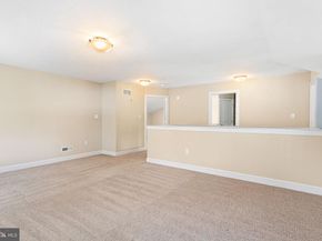 587 E Township Line Road E 1, Blue Bell PA 19422