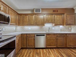 1800 Old Meadow Road 1006, Mclean VA 22102
