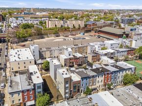 2010 N 8TH Street, Philadelphia PA 19122