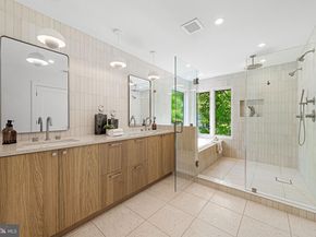 3804 Lakeview Terrace, Falls Church VA 22041