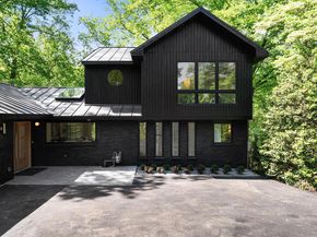 3804 Lakeview Terrace, Falls Church VA 22041