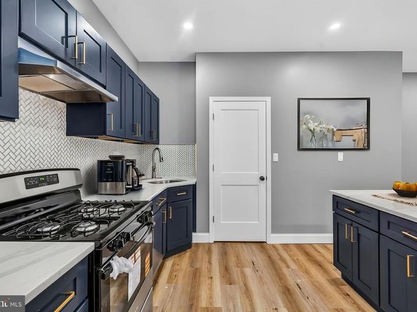 6072 W Girard Avenue, Philadelphia PA 19151