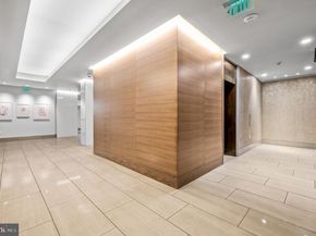 2018 Walnut Street 15M, Philadelphia PA 19103