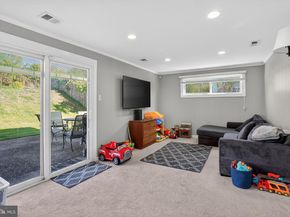 64 Red Rowan Lane, Plymouth Meeting PA 19462