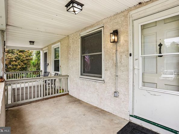 325 Cottage Avenue, Horsham PA 19044