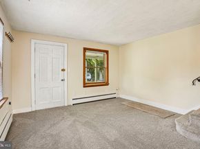 325 Cottage Avenue, Horsham PA 19044