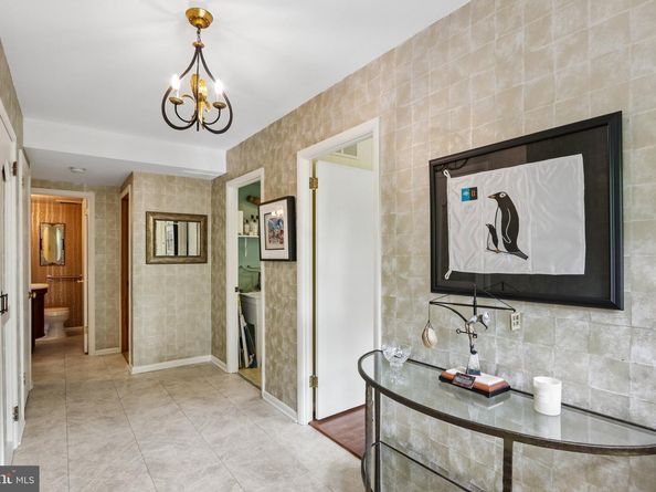 1116 Rock Creek Drive, Wyncote PA 19095