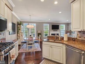 31 Hawkswell Circle, Oreland PA 19075