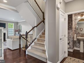 31 Hawkswell Circle, Oreland PA 19075