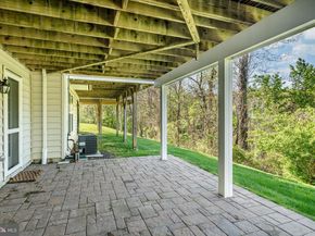 31 Hawkswell Circle, Oreland PA 19075