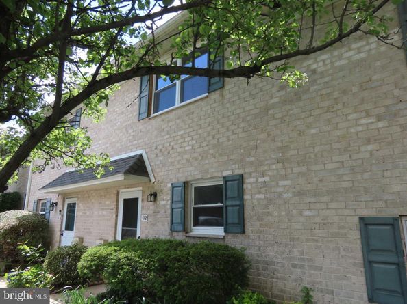 92 Hampstead 92, Ambler PA 19002