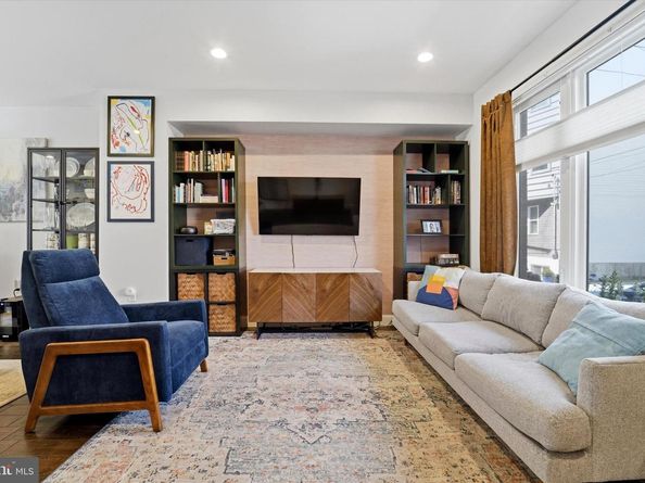 1337 S Opal Street, Philadelphia PA 19146