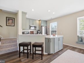 21840 Elkins Terrace 301, Sterling VA 20166