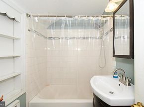 385 E Magnolia Drive, Morrisville PA 19067