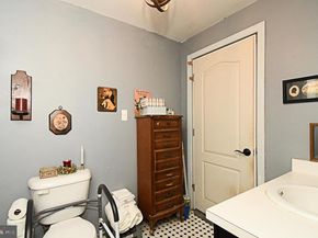 385 E Magnolia Drive, Morrisville PA 19067
