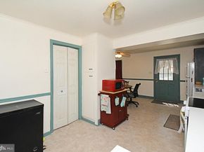 385 E Magnolia Drive, Morrisville PA 19067