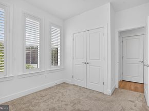 7449 Rocky Creek Terrace, Annandale VA 22003