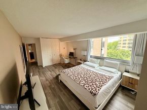4601 N Park Avenue 715, Chevy Chase MD 20815