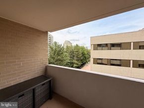 4601 N Park Avenue 715, Chevy Chase MD 20815