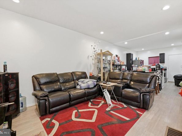 1471 N Frazier Street, Philadelphia PA 19131