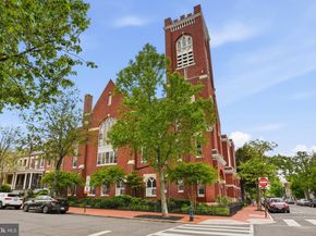 819 D Street NE 4, Washington DC 20002